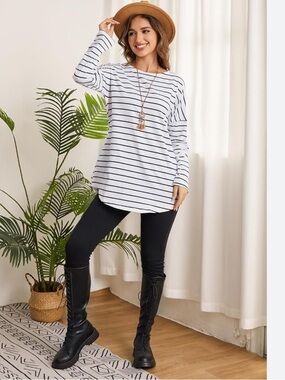 Sweet Wanderer Black & White Striped Scoop Neck Long Sleeve Tee